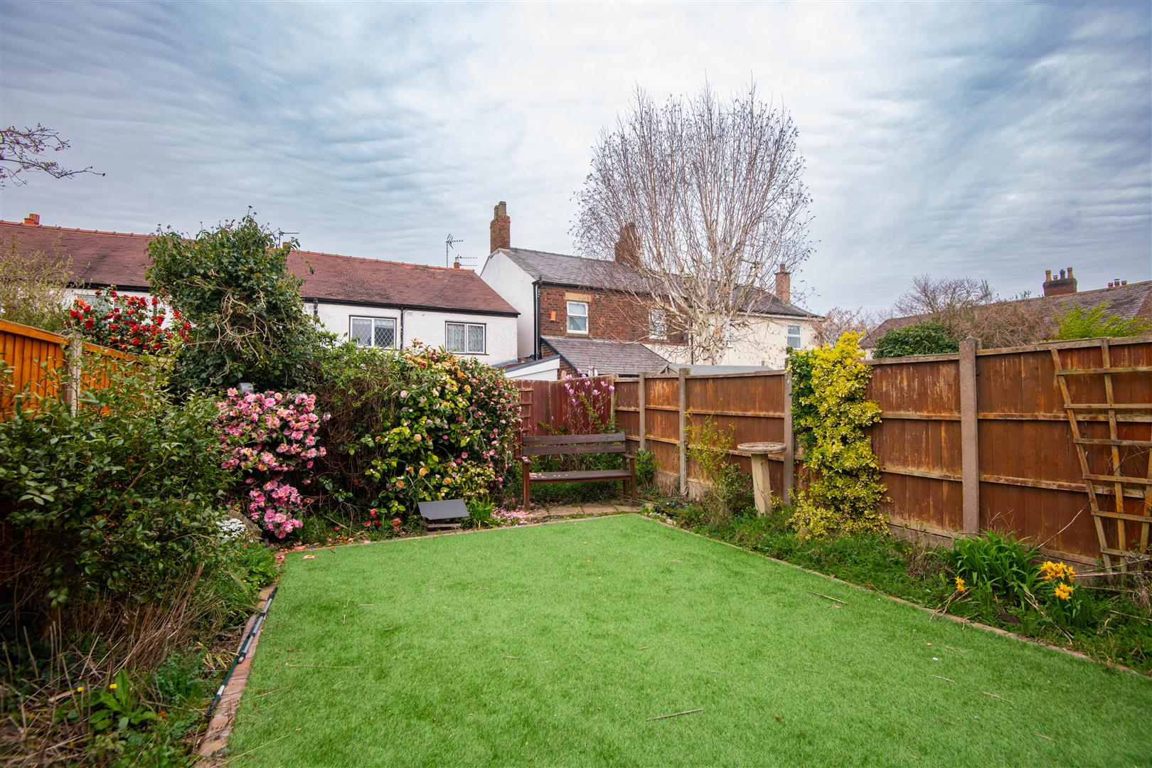 3 bed property in Pendlebury Close, Preston